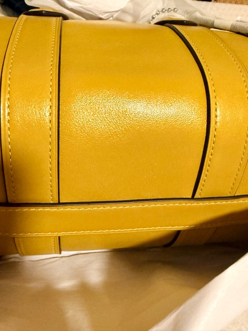 Coach Compass 25 in Honeycomb - Picture 6 of 9